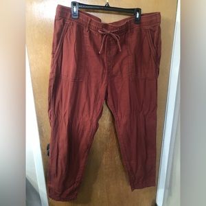Red cotton pants